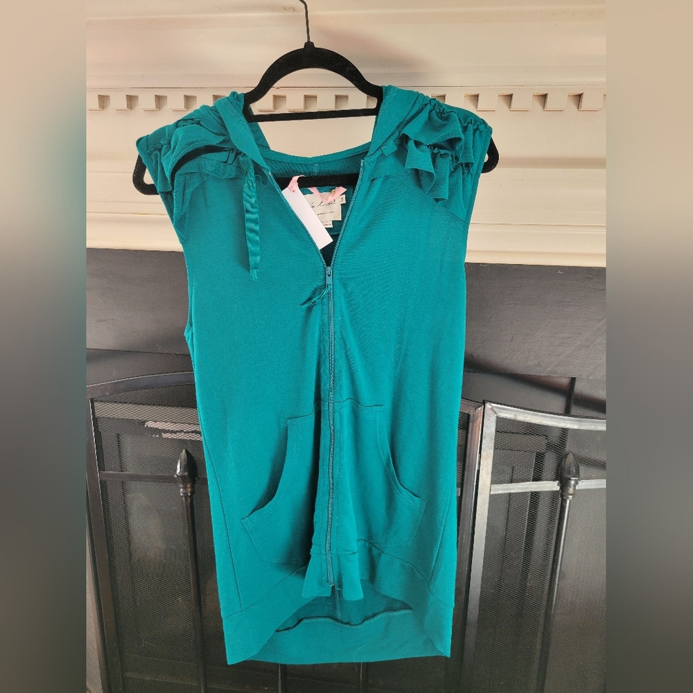 NWT Evy's Tree Reece Vest Teal medium